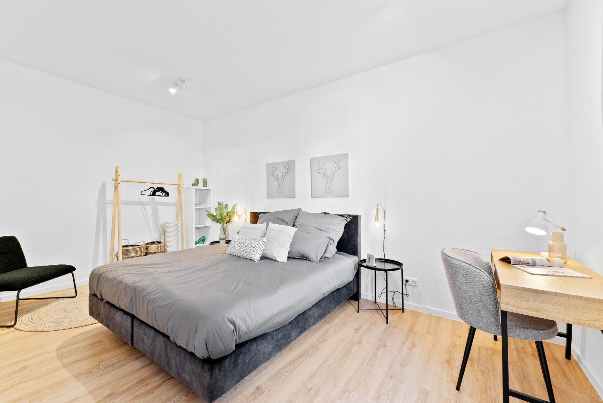 Helle Zentrumsnahe Familienfreundliche Ferienwohnung Fellbach Exterior foto